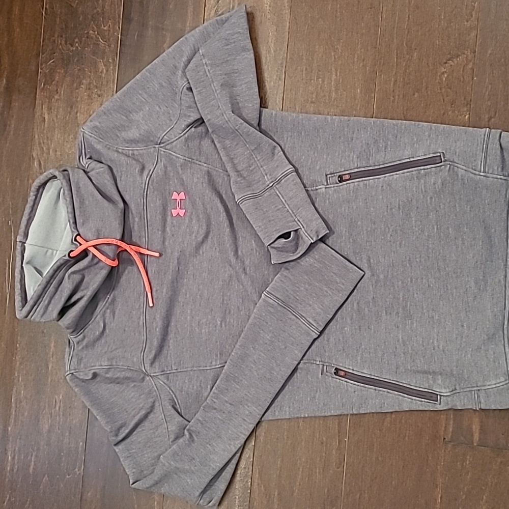 Under armour cowl neck sweatshirt
